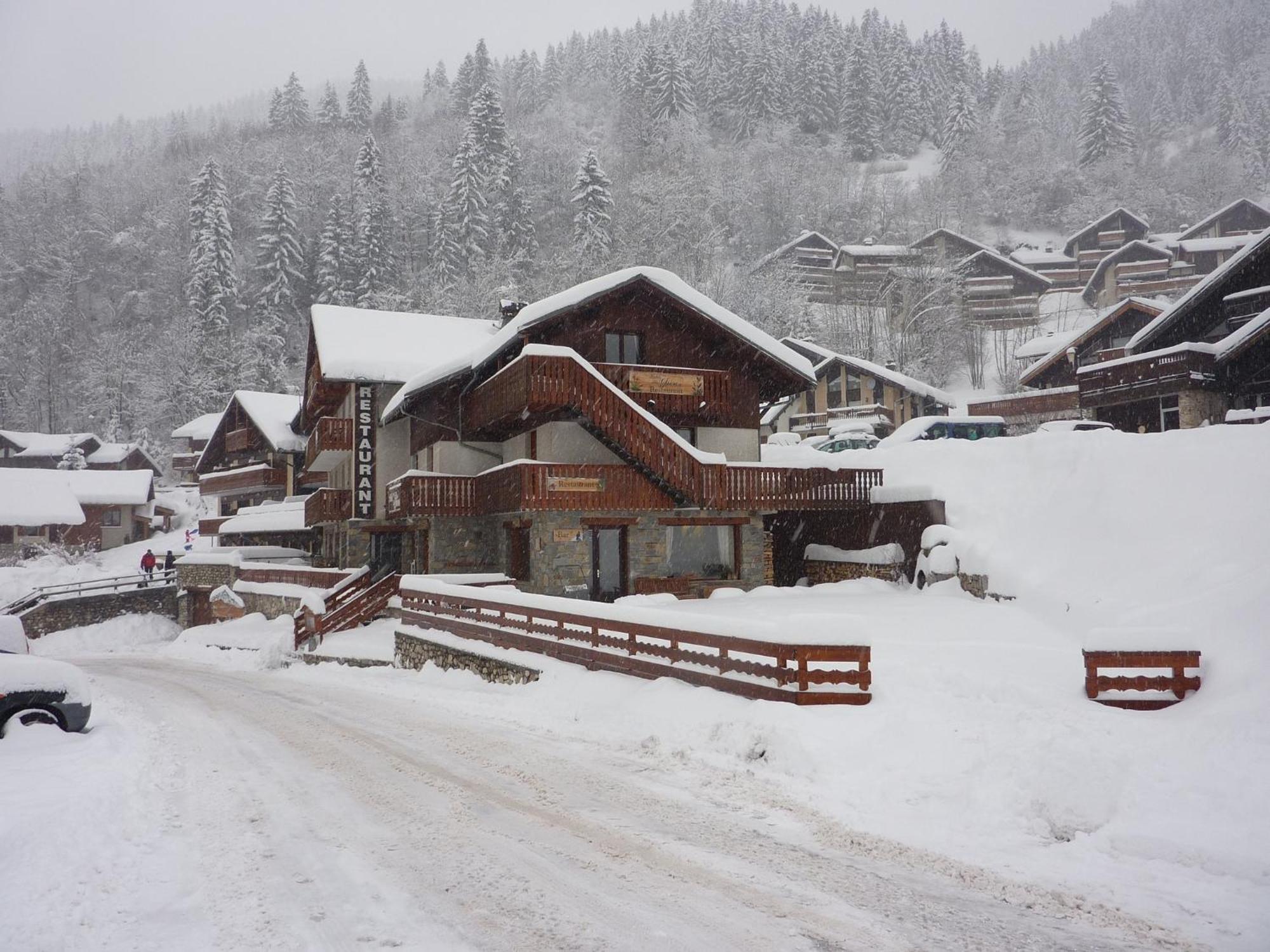 Les Glieres - Champagny-En-Vanoise Hotell La Plagne Exteriör bild
